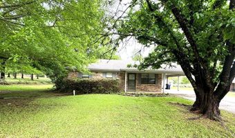108 Arthur St, Bruce, MS 38915