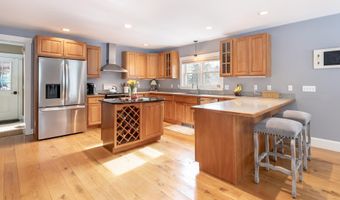 67 Kline Rd, Center Harbor, NH 03226