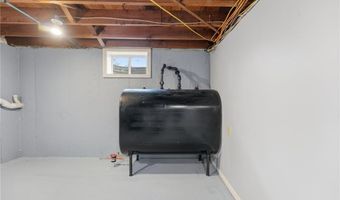 461 River Rd, Lincoln, RI 02865