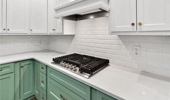 2206 N Asheboro School Rd, Asheboro, NC 27205