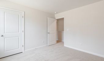 1040 Misty Creek Dr, Aberdeen, NC 28315