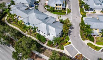 123 Aberdeen Pond Dr, Apollo Beach, FL 33572
