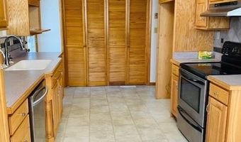 927 OLD GRANDVIEW Rd, Beaver, WV 25813