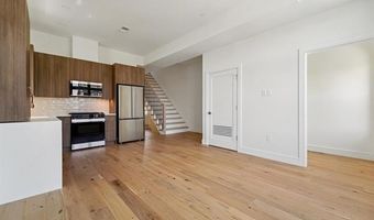 90 E 27TH St, Bayonne, NJ 07002