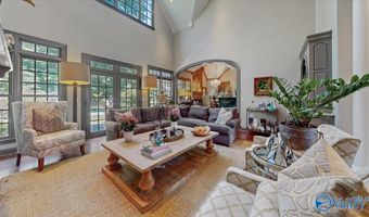 343 St Andrews Ln, Albertville, AL 35951