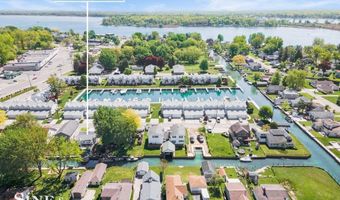 149 Kenyon Rd, Algonac, MI 48001