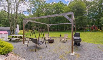 126 Lenape Trl, Albrightsville, PA 18210