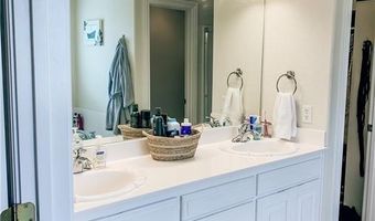 407 NW Saddlebrook Dr, Bentonville, AR 72712