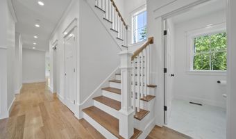 29 Westover Ln, Bow, NH 03304