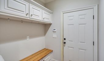 38 Savannah Cir, Brandon, MS 39047