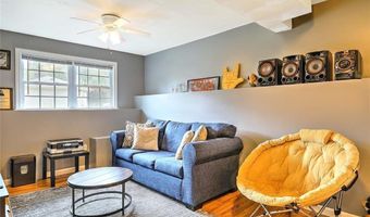 5 Craigie Ave, Johnston, RI 02919