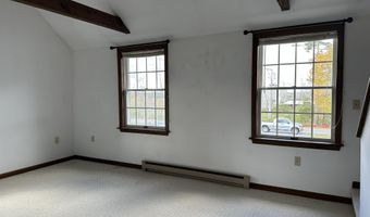 90 Baldwin Dr, Bangor, ME 04401