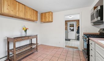 1738 South Rd, Bradford, VT 05033