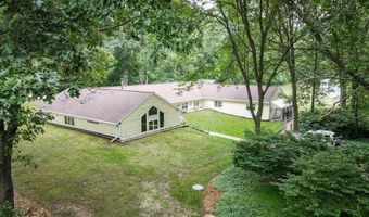 3900 Dursum Ave NE, Ada, MI 49301