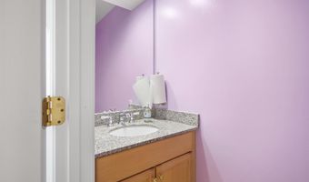 16 Summit Rd, Bedford, NH 03110