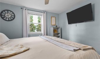 16 Flynn Ave, Cranston, RI 02920