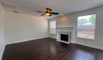 1218 Heritage Pkwy S, Allen, TX 75002