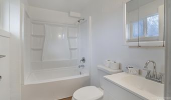 201 E 27th St, Burley, ID 83318
