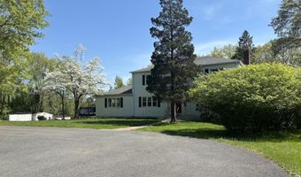 4 Noonan Ln, Albany, NY 12209