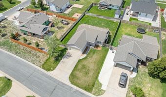 718 E Hedgewood, Andover, KS 67002