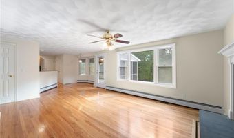 17 Doire Rd, Cumberland, RI 02864