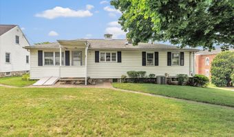 124 N Cliff St, Ansonia, CT 06401