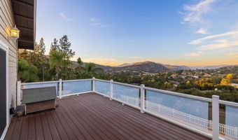 338 Galloway Valley Ct, Alpine, CA 91901