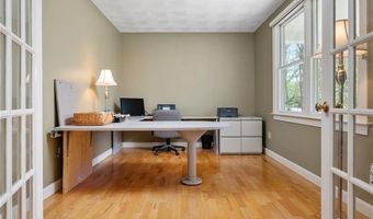 825 Woonsocket Hill Rd, North Smithfield, RI 02896
