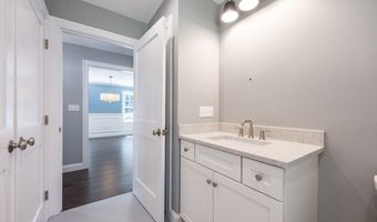 122 Canal St, Blackstone, MA 01504