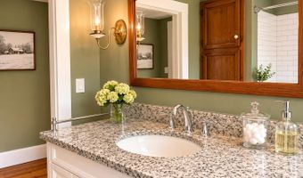 1 Smith Ln, Amherst, NH 03031