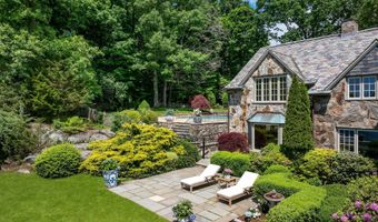 82 Arrowhead Way, Darien, CT 06820