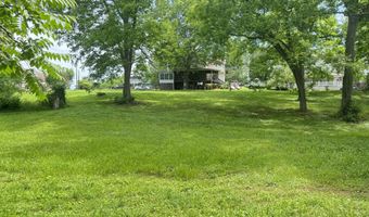 136 S Jackson St, Athens, TN 37303