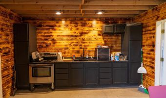 6547 157th Trl, Albia, IA 52531