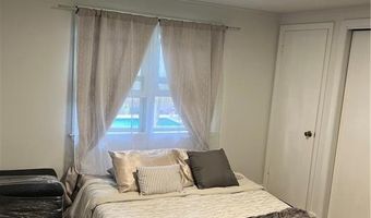 52 Bicentennial Way, North Providence, RI 02911