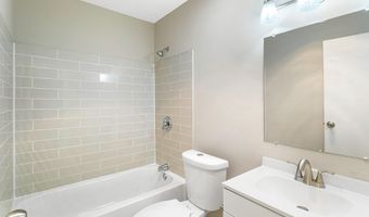 6155 EDSALL Rd B, Alexandria, VA 22304