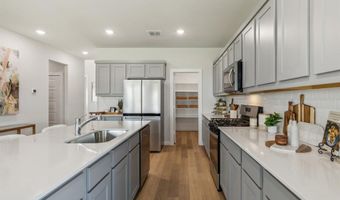 15200 Supreme St, Aledo, TX 76008