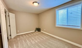 280 Juniper St, Buffalo, WY 82834