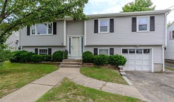 5 Standish Ave, North Providence, RI 02911