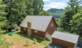 1930 Hamburg Rd, Bakersville, NC 28705