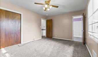 5832 Norcroft Dr, Indianapolis, IN 46221