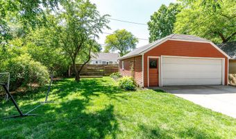 1019 Harding Ave, Ames, IA 50010