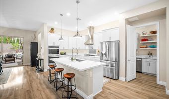 10631 Silver Pond Ave, Las Vegas, NV 89135