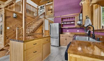 827 Mount Cardigan Rd, Alexandria, NH 03222
