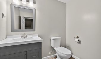1124 Ashlyn Ln, Antioch, IL 60002