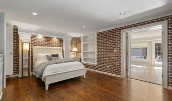 97 Huntington Rd, Atlanta, GA 30307