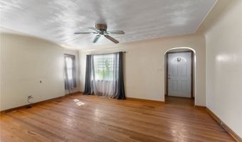 81 S Edgehill Ave, Austintown, OH 44515