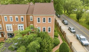 20 S MONTANA St, Arlington, VA 22204