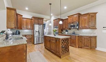 8775 Mica Crk, Ball Ground, GA 30107