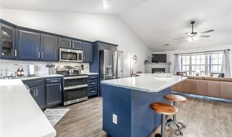 1 Preston Ln, Bella Vista, AR 72714