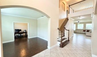 2103 CANDLENUT Cir, Apopka, FL 32712